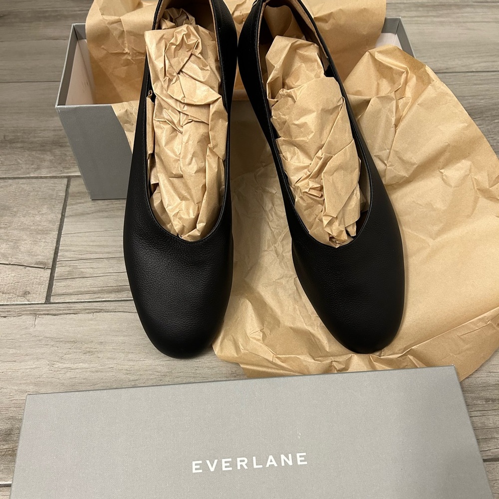 Everlane’s The Day Glove, NIB, size 10.5